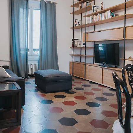 شقة Piacenza